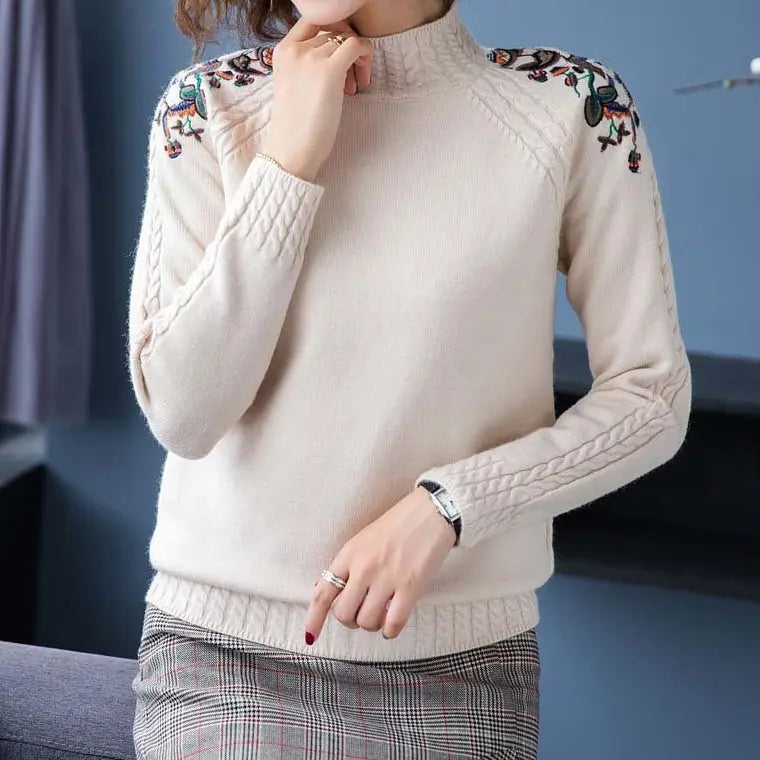 Pull écru  col montant brodé femme SecretBombe