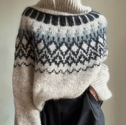 Pull femme col montant cosy en grosse maille SecretBombe