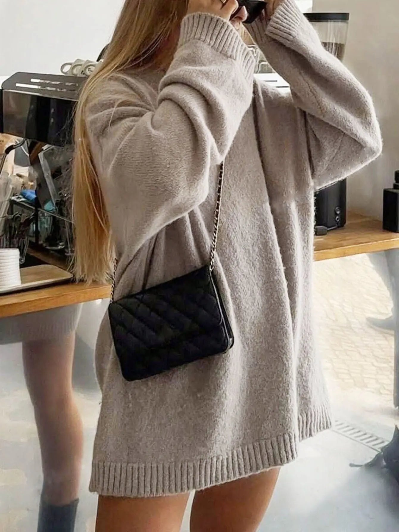 Pull oversize femme look urbain chic élégant et moderne SecretBombe