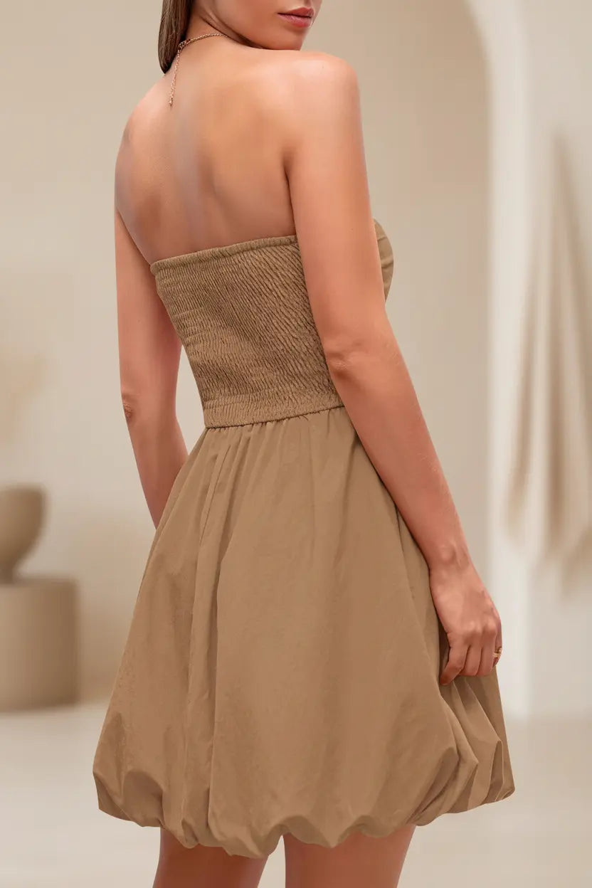 Robe courte bustier beige SecretBombe, vue de dos