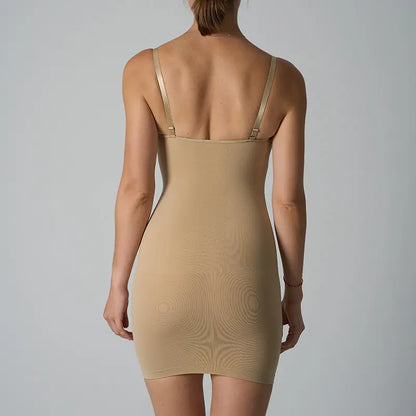 Robe gainante beige SecretBombe à fines bretelles, vue de face