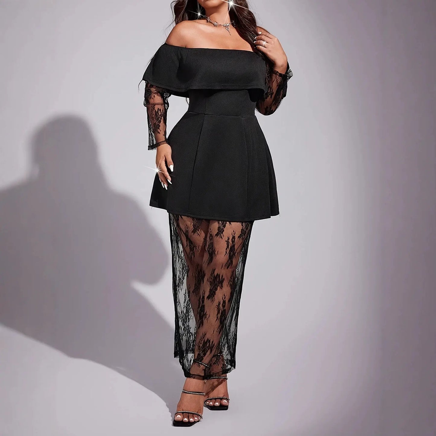 Robe noire femme SecretBombe à épaules dénudées avec dentelle transparente