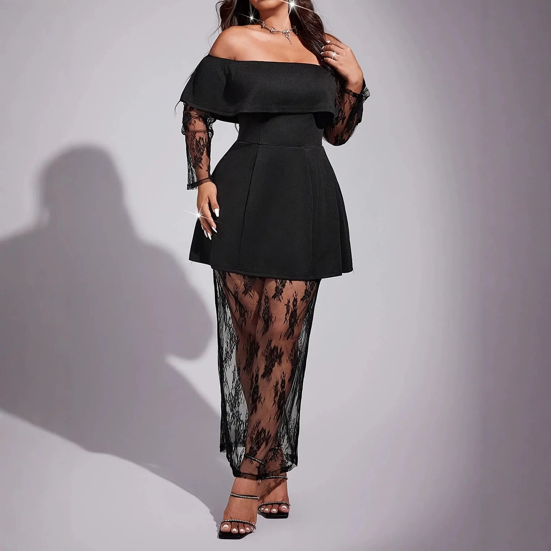 Robe noire femme SecretBombe à épaules dénudées avec dentelle transparente