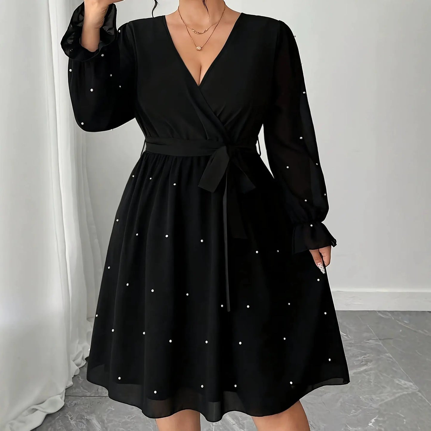 SecretBombe robe noire évasée pour femme avec détails strass