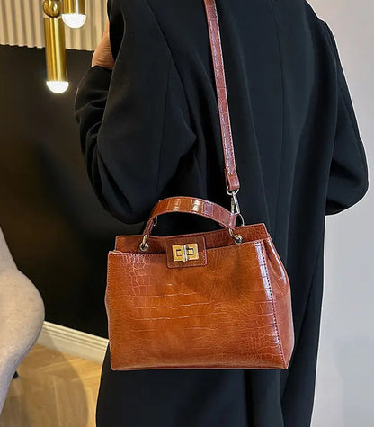 SecretBombe sac femme effet cuir croco marron structuré