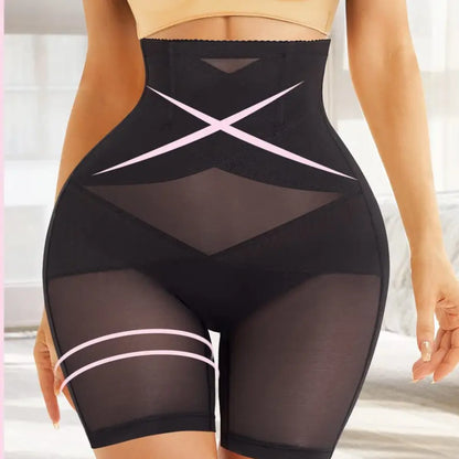 Shorty gainant noir taille haute effet sculptant - SecretBombe.