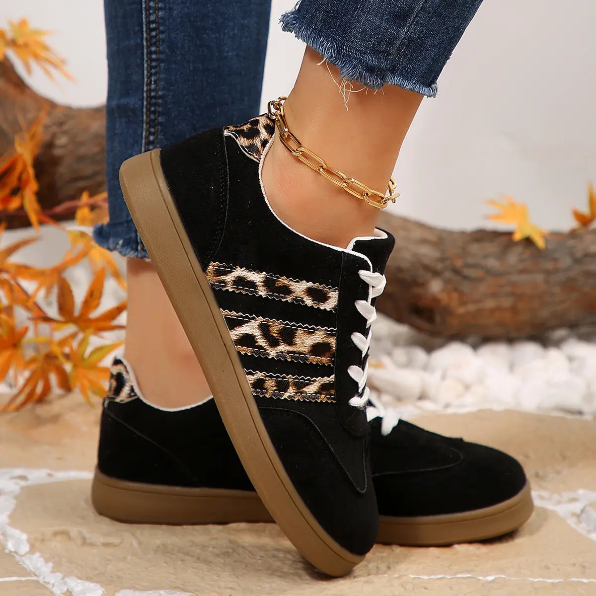 sneakers femme noir imprime leopard cuir vegan style retro SecretBombe