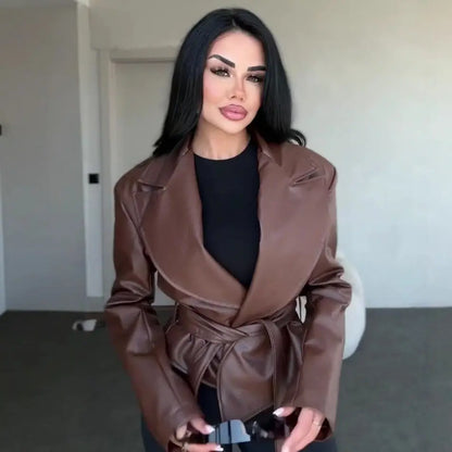 SecretBombe veste femme cuir végan marron ceinturée élégante