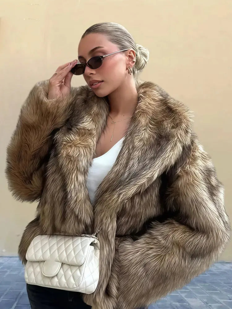 Veste femme effet fourrure avec poches élégantes – SecretBombe