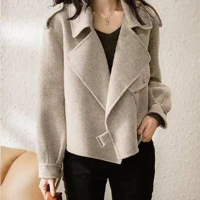 Veste tweed femme portée style européen chic – SecretBombe
