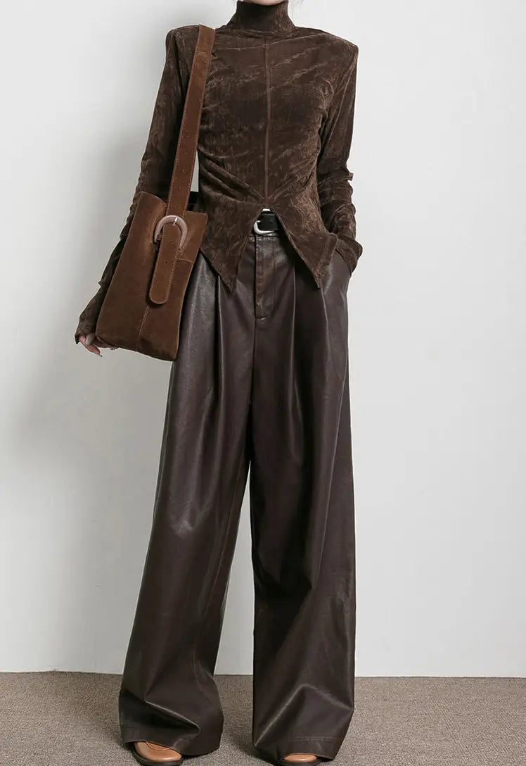 Pantalon large en cuir végan noir SecretBombe, coupe taille haute pour femme, look élégant et moderne