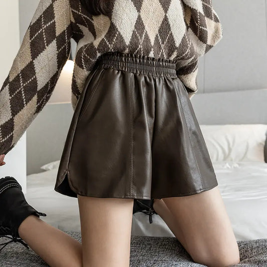 Short large femme effet cuir marron taille élastique SecretBombe