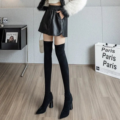 : Short femme taille élastique confortable effet cuir SecretBombe