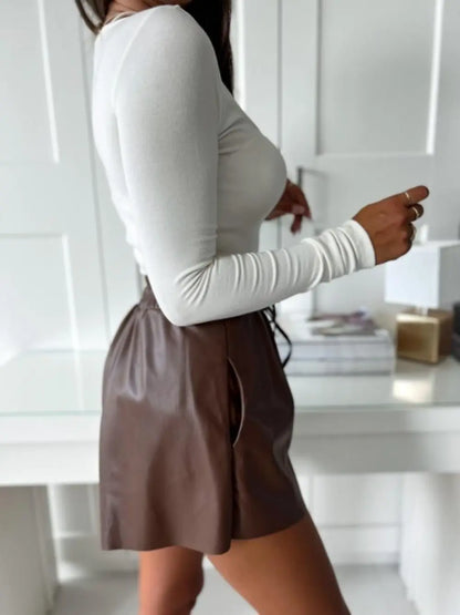 Short femme marron en cuir végan à coupe ample SecretBombe