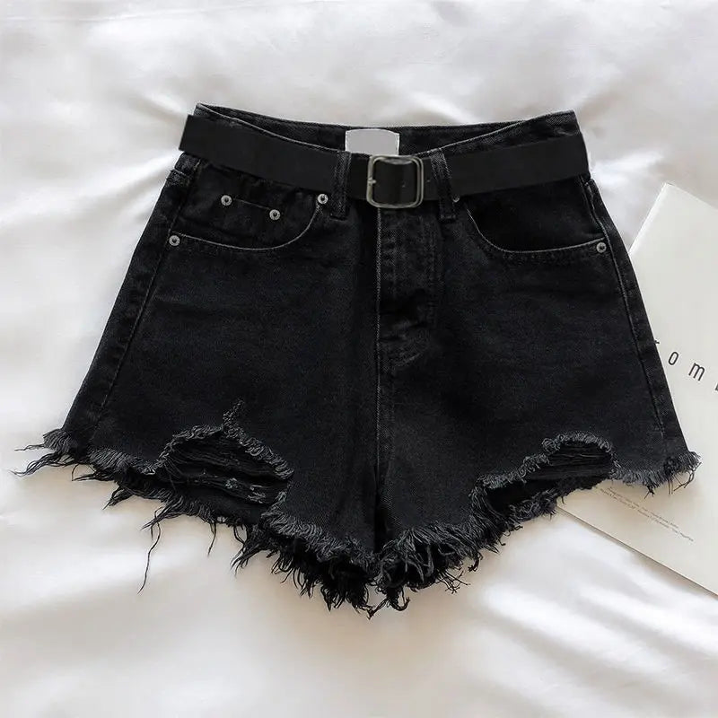 Short femme décontracté & tendance, coupe flatteuse avec finition vintage