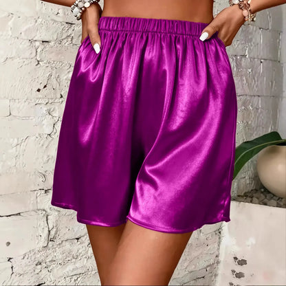 Short femme fuchsia satiné à coupe ample SecretBombe