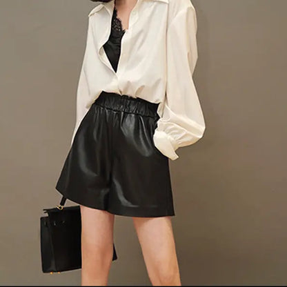 Short femme noir en cuir végan à taille haute SecretBombe