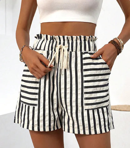 Short Femme Léger Blanc Rayures Noires Pour Chaudes Journées