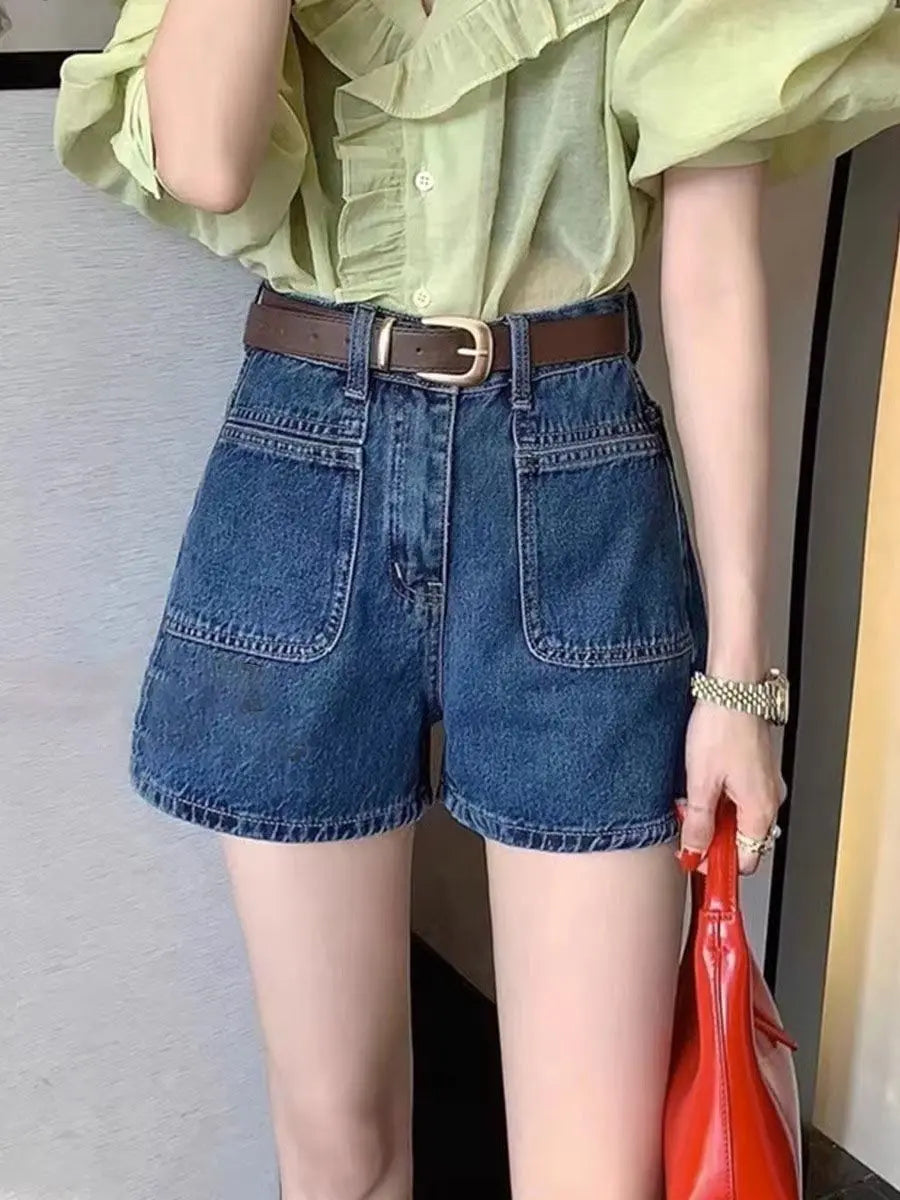 Short en jean femme bleu foncé à taille haute avec grandes poches plaquées SecretBombe