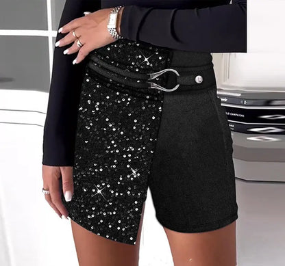 "Short portefeuille noir effet daim avec strass, style chic en cuir végan"