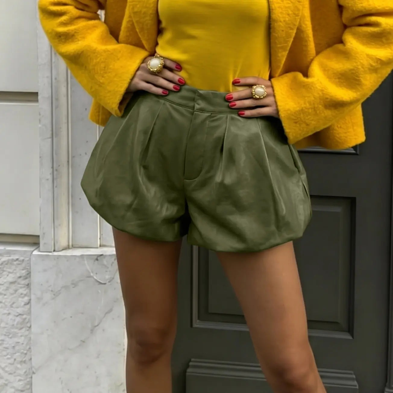 Short bouffant kaki élégant pour femme SecretBombe