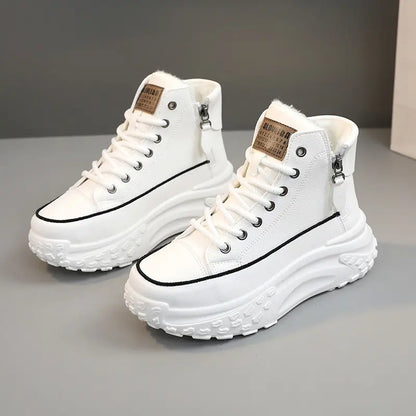 Sneakers montantes femme blanc  style urbain et look contemporain