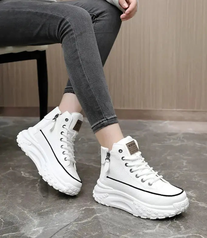Sneakers montantes femme blanc , streetwear tendance et facile à porter