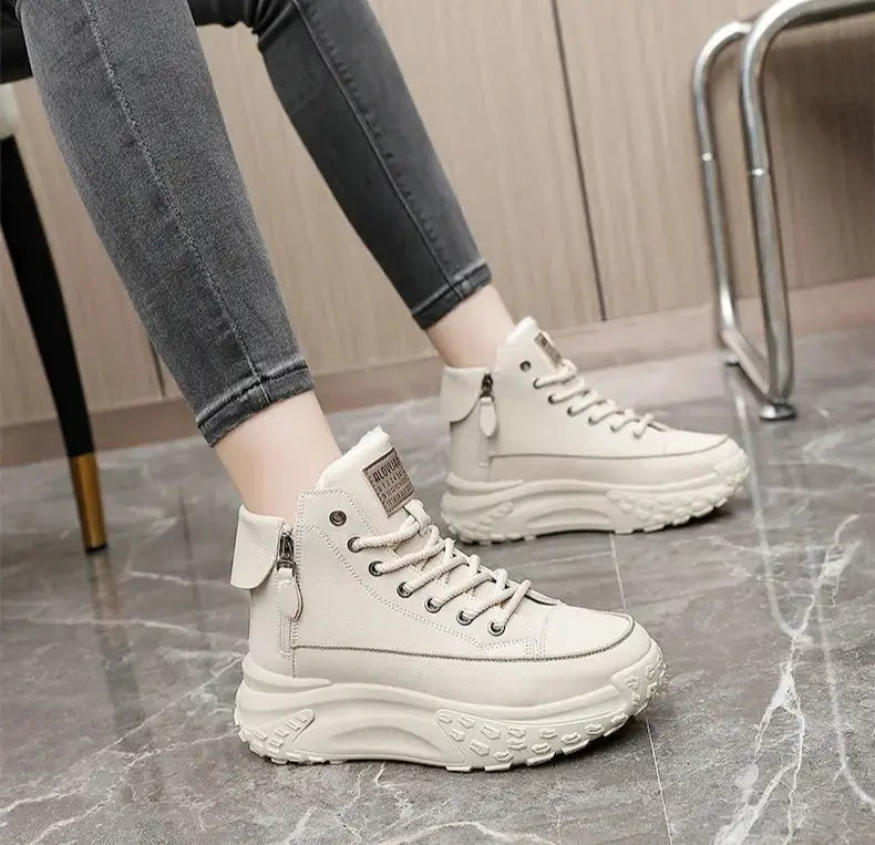Sneakers montantes femme taupe, zip latéral pratique pour enfiler rapidement