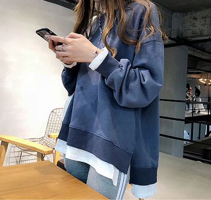 Sweat femme deux-en-un avec effet superposé, style décontracté chic, coupe ample, manches longues, plusieurs couleurs tendance, confortable et moderne
