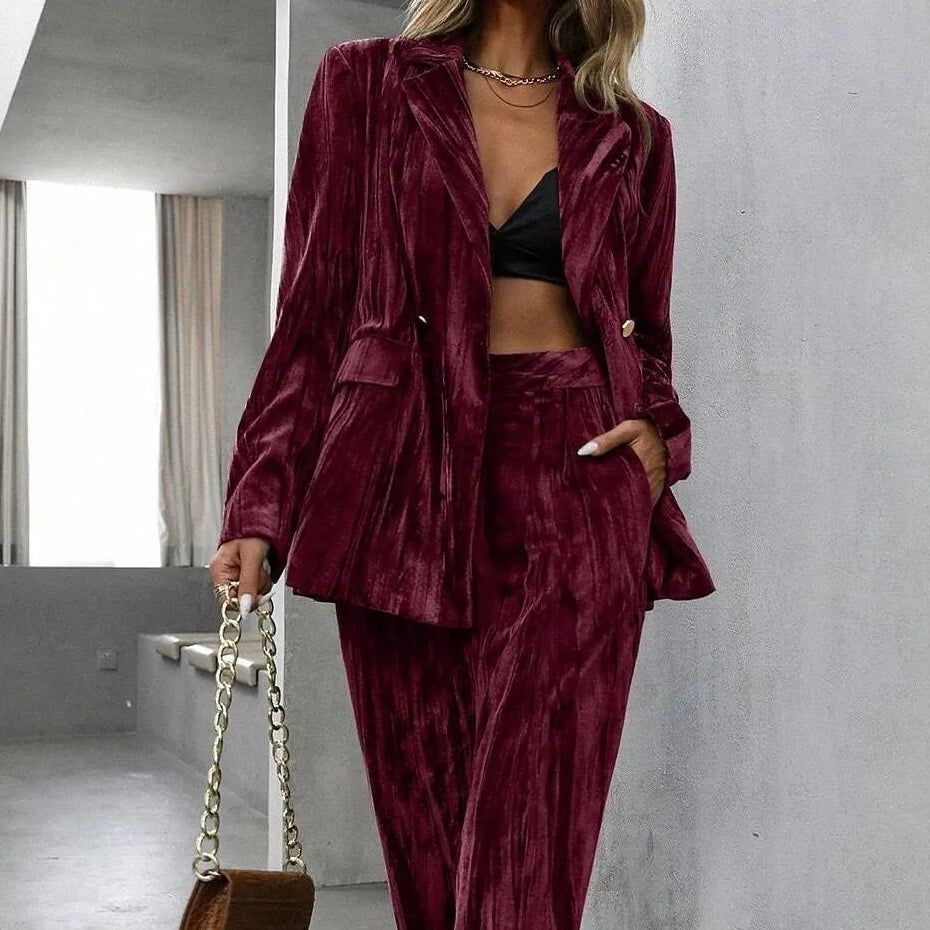 Tailleur femme bordeaux en velours avec blazer et pantalon large SecretBombe