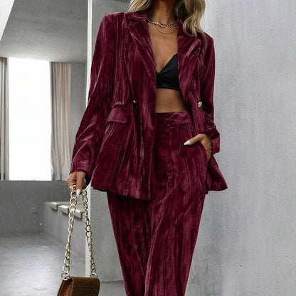 Tailleur femme bordeaux en velours avec blazer et pantalon large SecretBombe