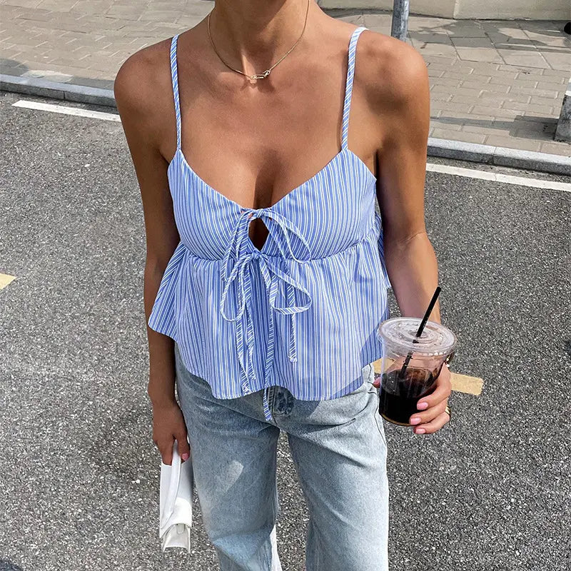 Top peplum rayures verticales bleu et blanc coupe féminine élégante – SecretBombe