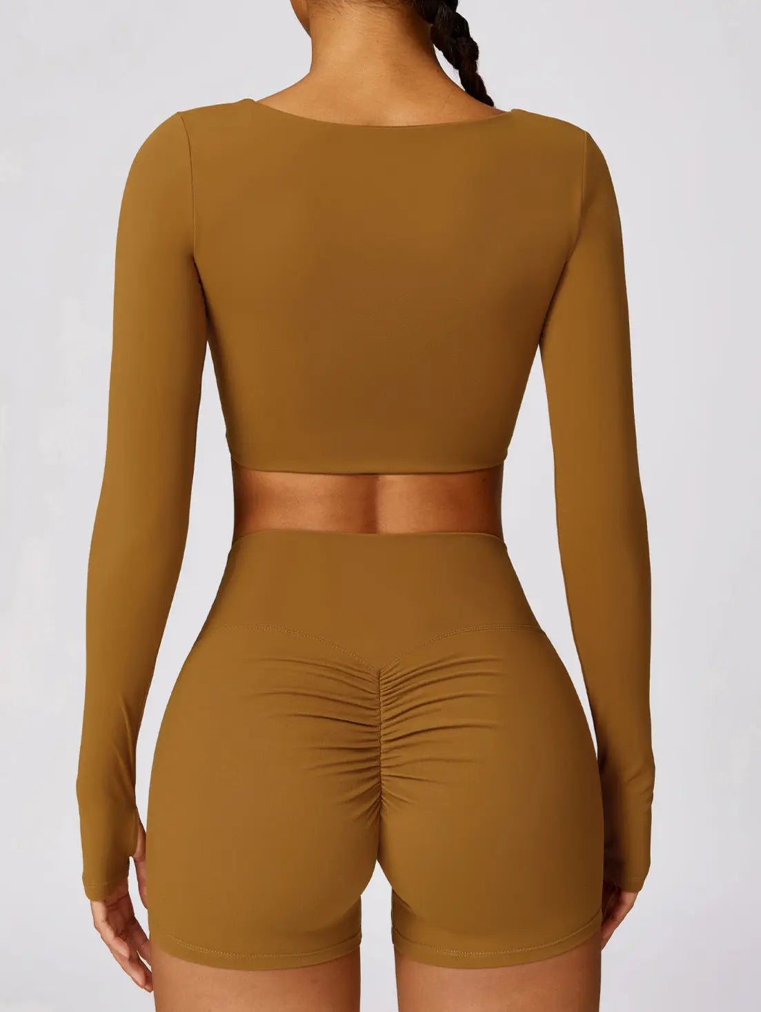 Détail du tissu 100% nylon extensible et respirant du top de sport